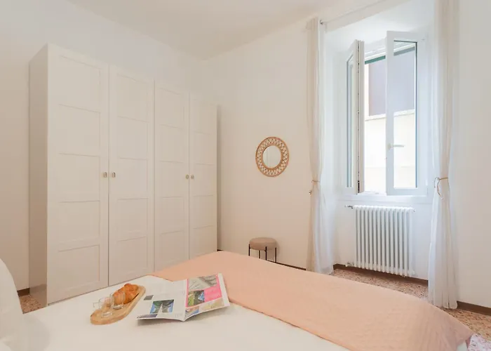 Nonna Tere Carate Urio